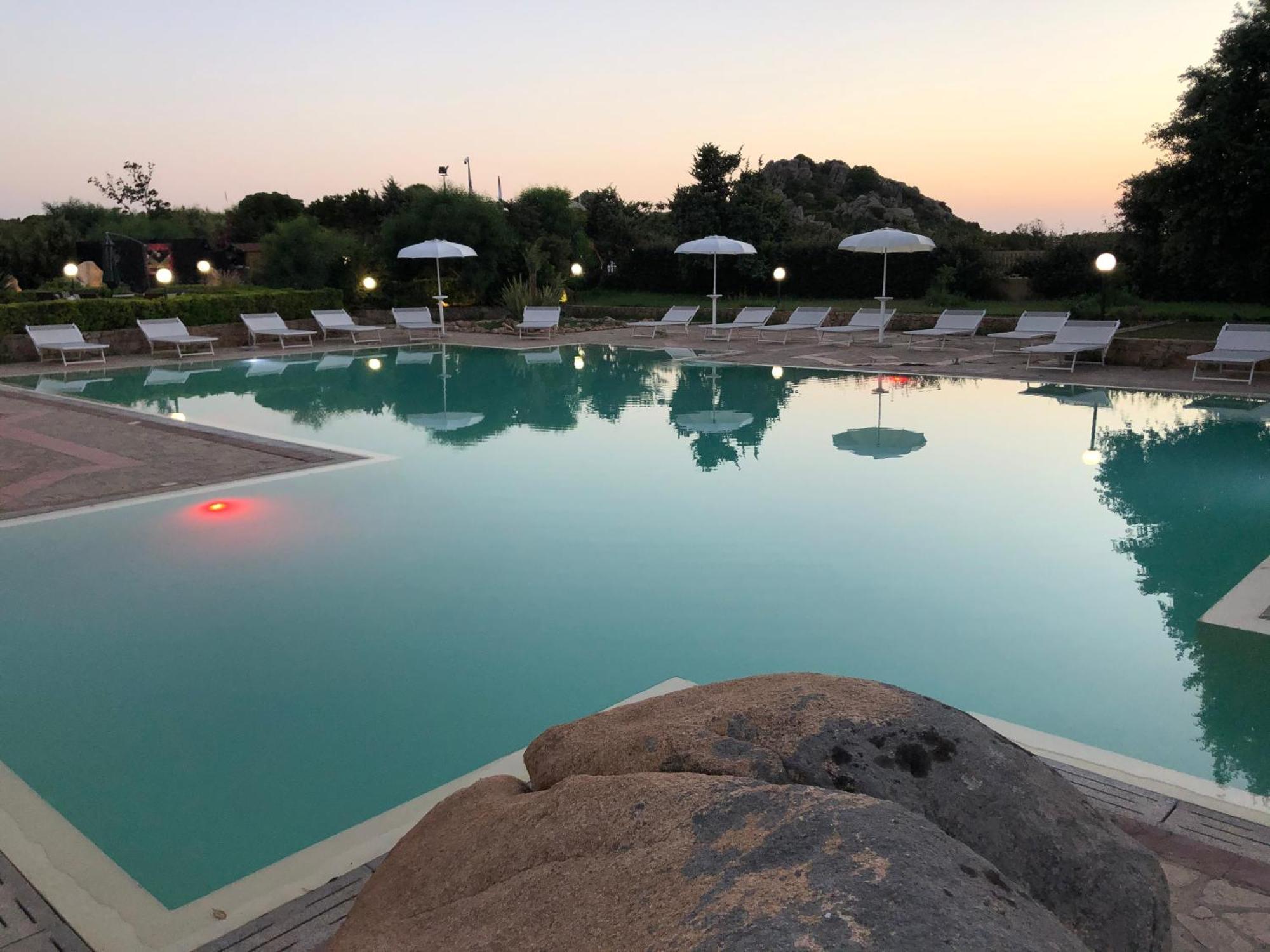 Gravina Resort & Apartments Costa Paradiso Eksteriør billede