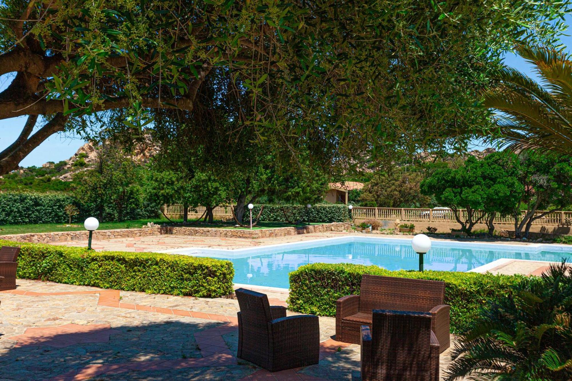 Gravina Resort & Apartments Costa Paradiso Eksteriør billede