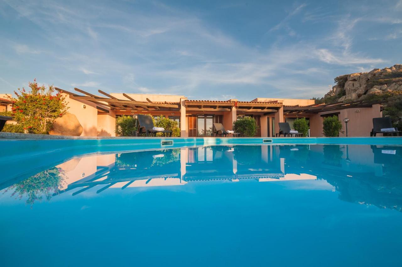 Gravina Resort & Apartments Costa Paradiso Eksteriør billede