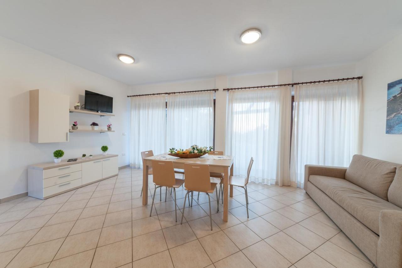 Gravina Resort & Apartments Costa Paradiso Eksteriør billede